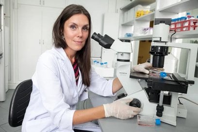 Zespół przygotowuje obecnie dokumentację niezbędną do rozpoczęcia badań klinicznych